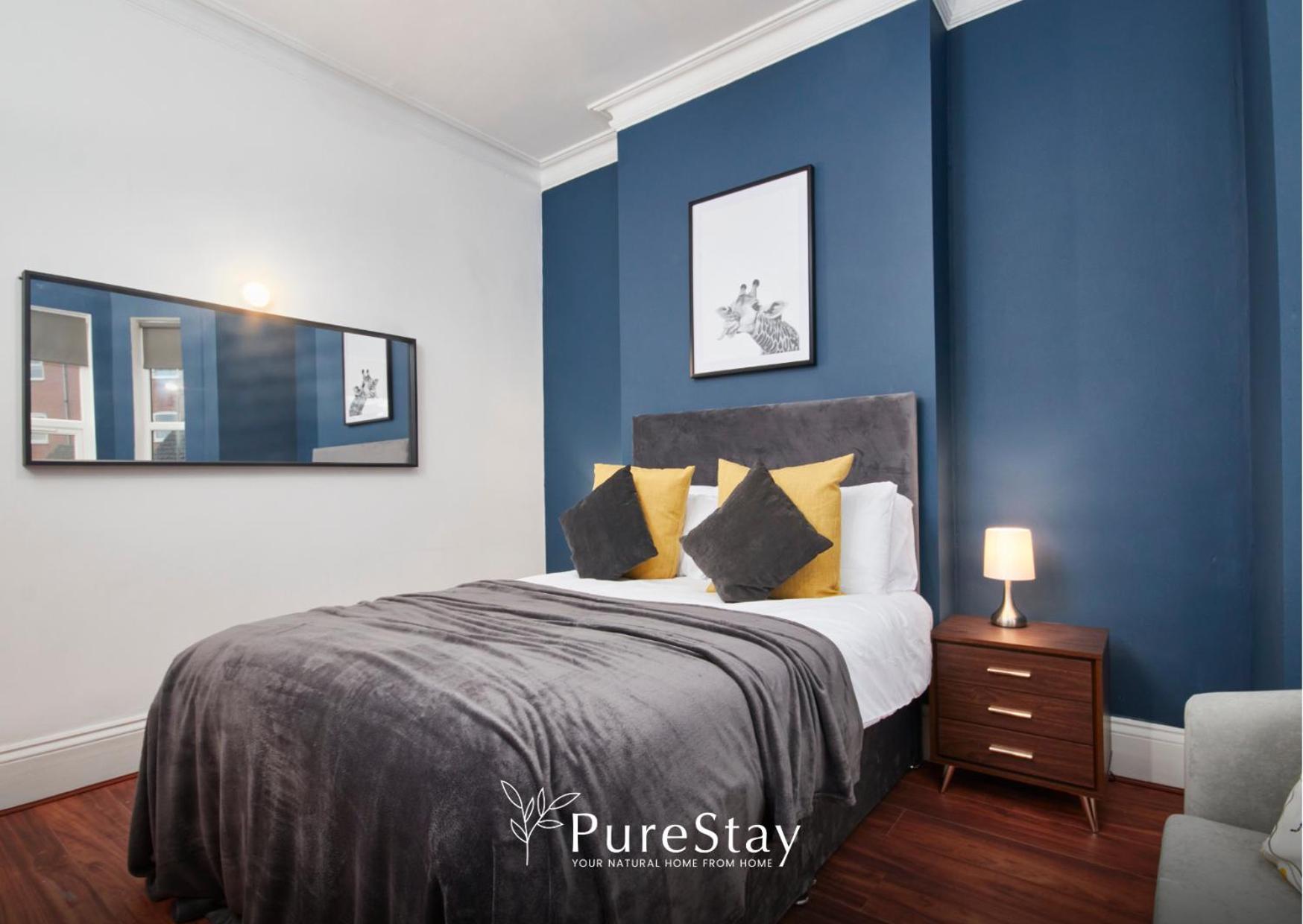 5 Bed House In Leamington Spa Perfect For Contractors With 7 Beds By Purestay - 14 Night Min! Экстерьер фото